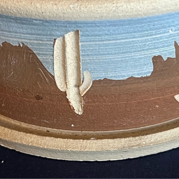 Gordon SW Pottery Planter - Picture 6 of 13